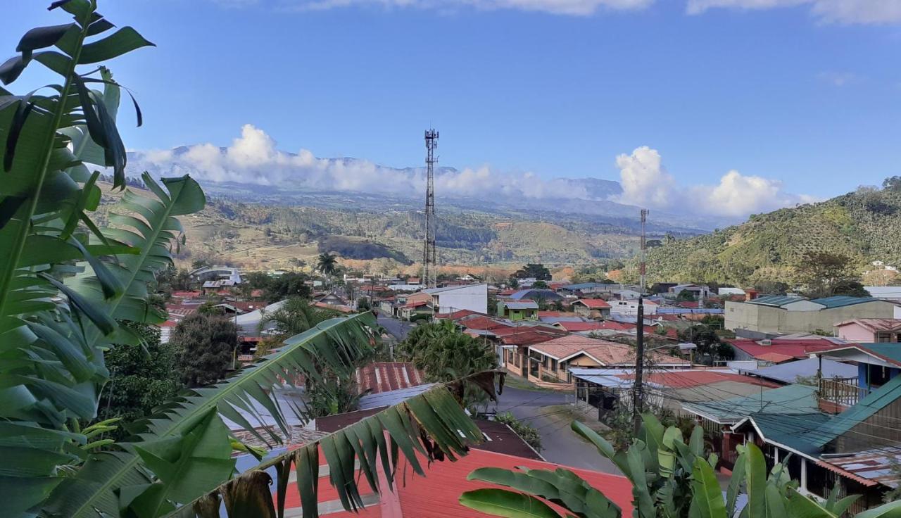 Montana Linda Guest House Orosí 외부 사진