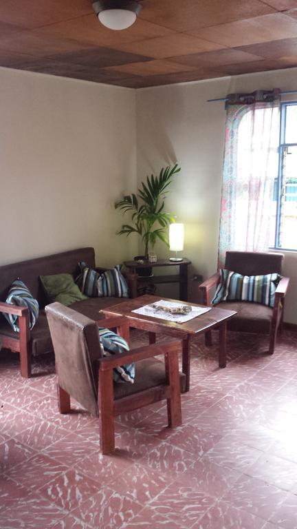 Montana Linda Guest House Orosí 외부 사진